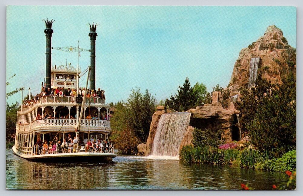 Postcard CA Anaheim Disneyland Mark Twain Steamboat Frontierland Unposted c1960s